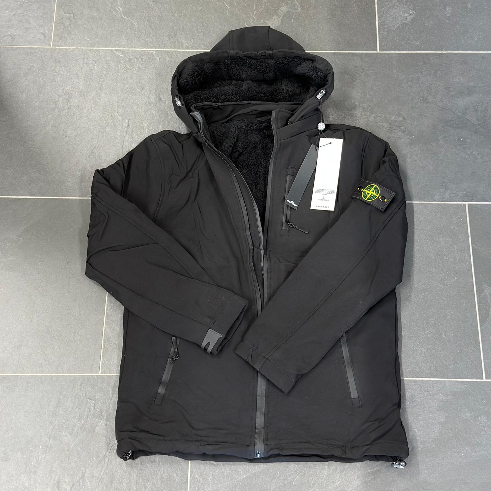 GIACCA PARKA STONE ISLAND NERA CON CAPPUCCIO